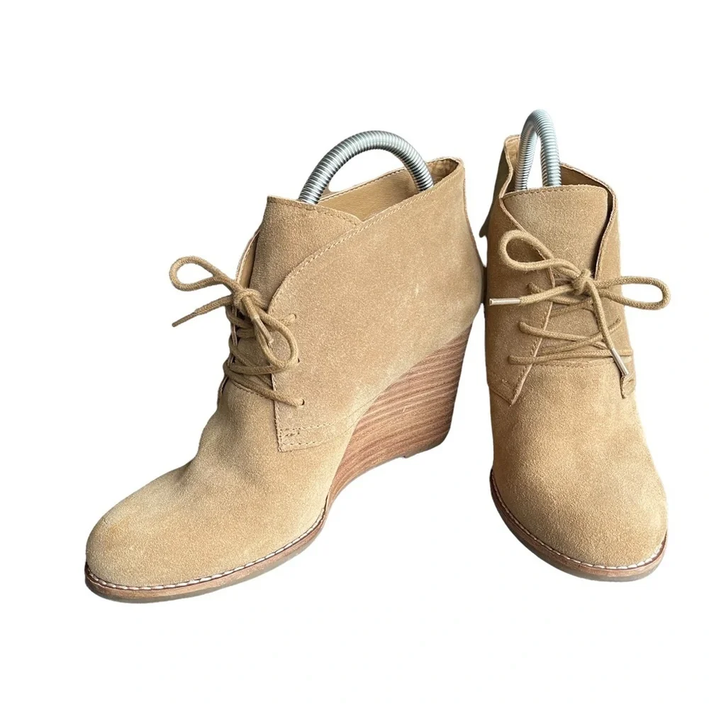 Lucky Brand Tan Leather Upper Bootie Size: 9.5‎